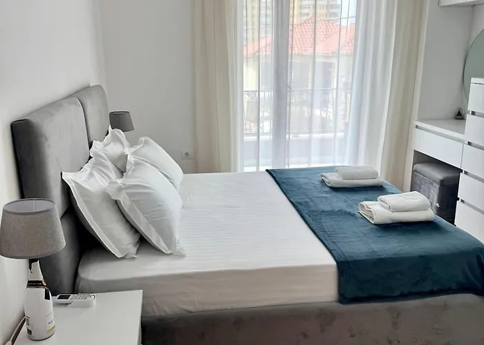 The Soft Light Apartamento Tirana